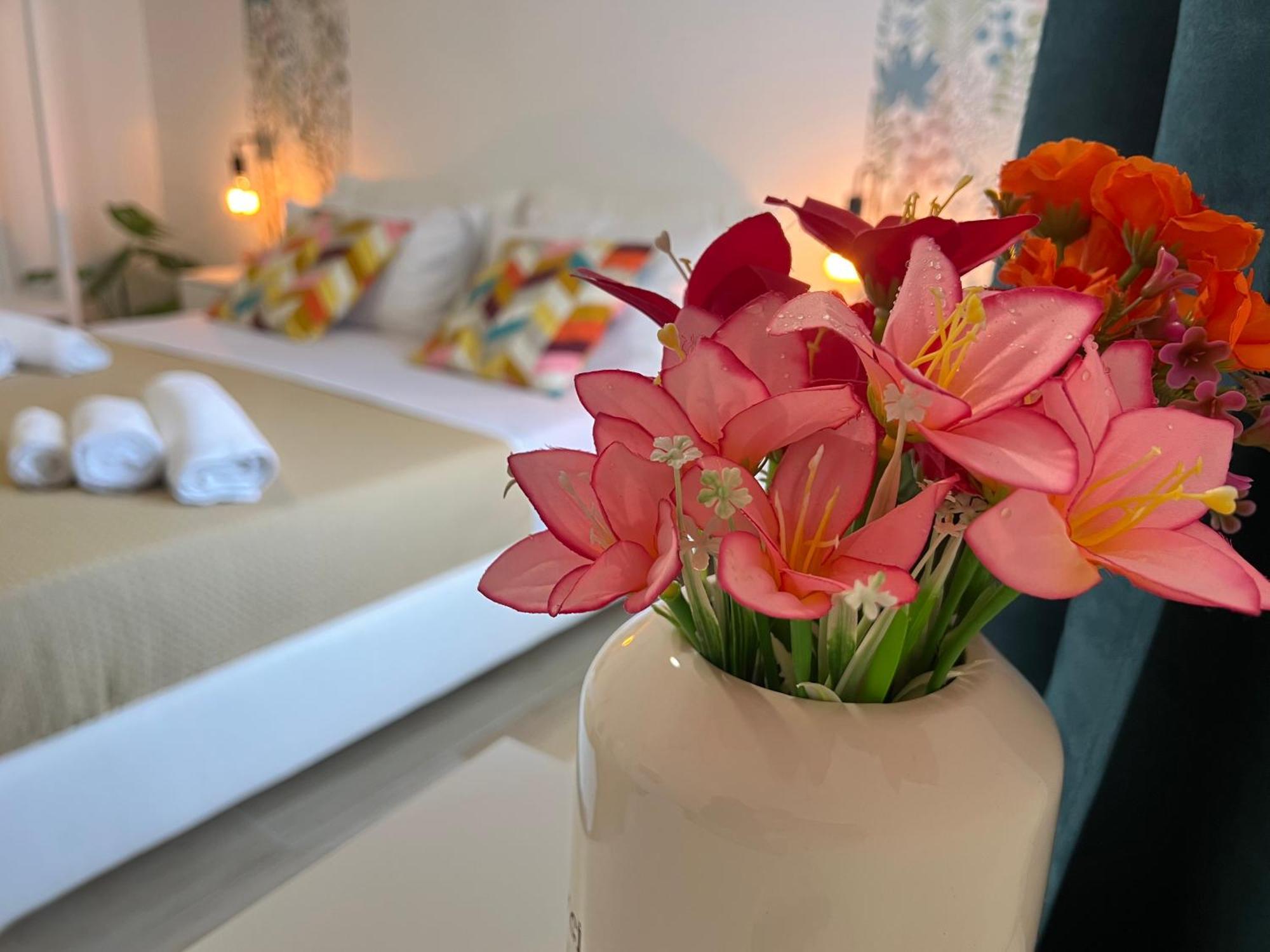 Light Holiday Home Palermo Buitenkant foto